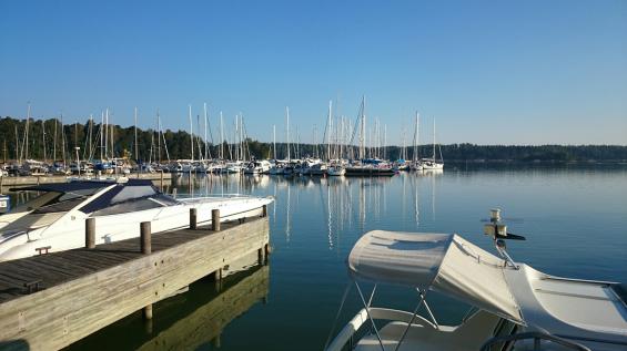 Nagu gästhamn söndag morgon.