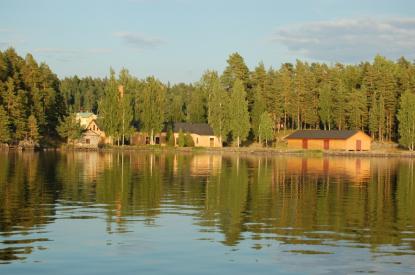 Oljeön med världens äldst bevarade oljeraffinaderi.