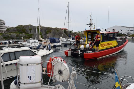 I Rönnängs hamn finns all hjälp att få för den som behöver.